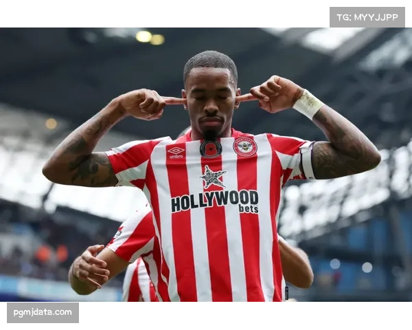 动态:布伦特福德前锋托尼与俱乐部就续约展开初步谈判 动态:布伦特福德前锋托尼与俱乐部就续约展开初步谈判